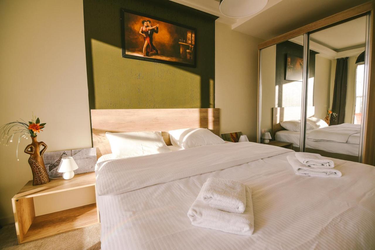 Sky Deluxe 2 Fitness & Spa สโกเปีย ภายนอก รูปภาพ